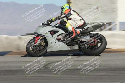 media/Oct-30-2025-Racers Edge (Thu) [[dabbdaf680]]/3-B Group/Session 4 (Turn 9 Side)/